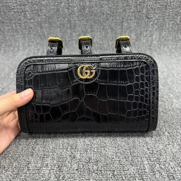 Gucci Clutch Bag 499-060525
